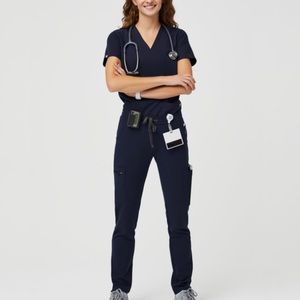 Figs Navy Scrubs in M